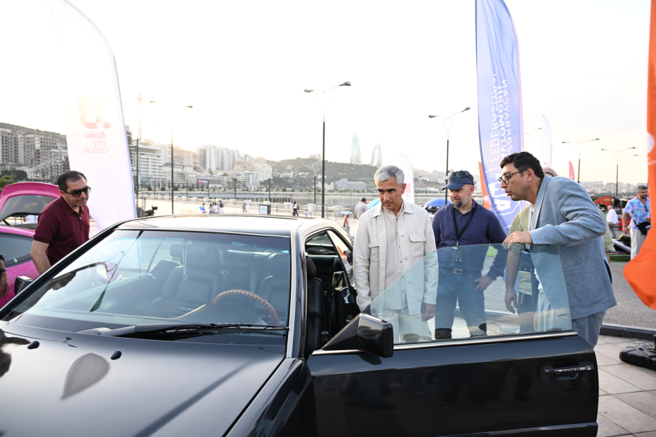 “Legends of The Night” stun Baku: Legend Cars, karting finale, and drift show (PHOTO)