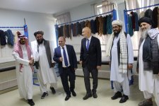 Azerbaijan supports launch of women’s carpet weaving center in Afghanistan (PHOTO)