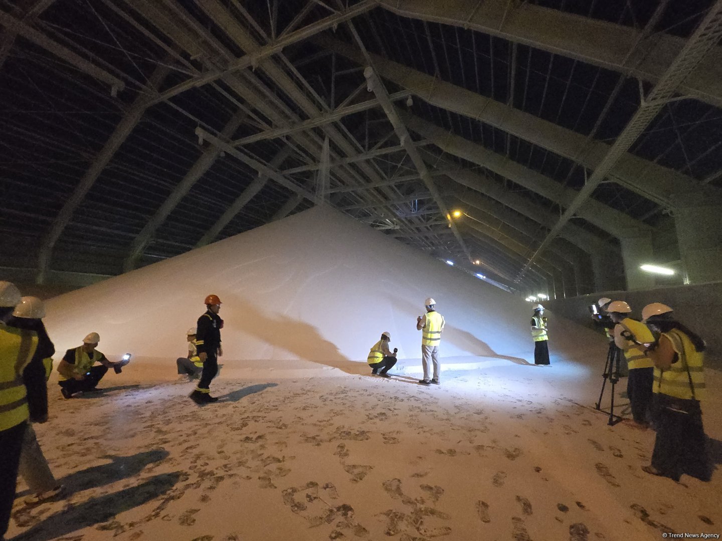 Azerbaijan records robust surge in urea export earnings in 6M2025
