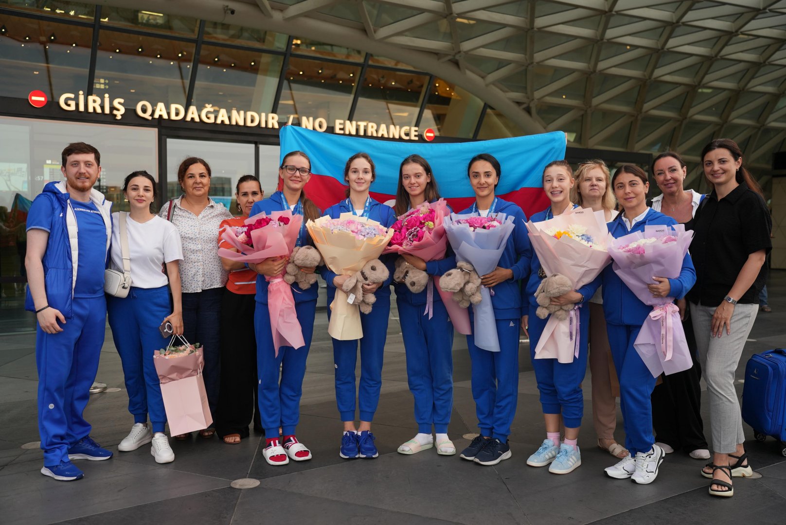 Azerbaijan’s rhythmic gymnastics team returns home
