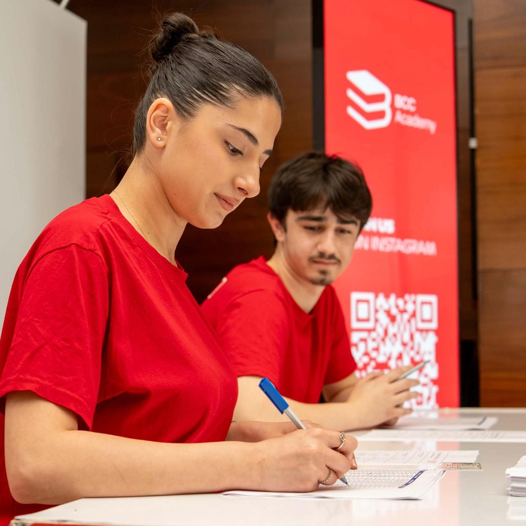 Formula 1 wraps up volunteer program interviews in Azerbaijan (PHOTO)