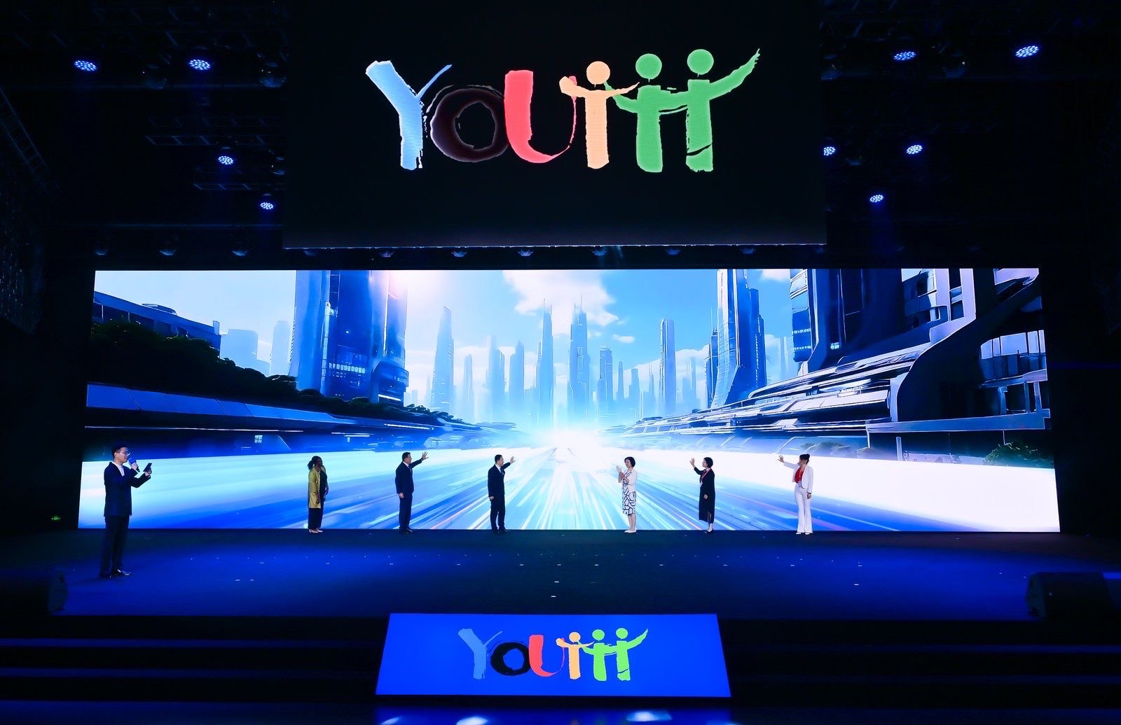 Azerbaijan joins global debates at Youth Development Forum (PHOTO)