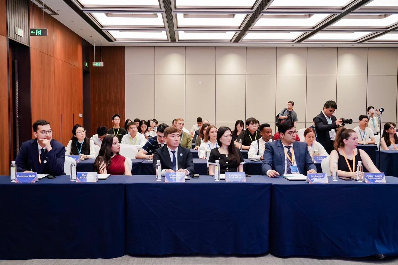 Azerbaijan joins global debates at Youth Development Forum (PHOTO)