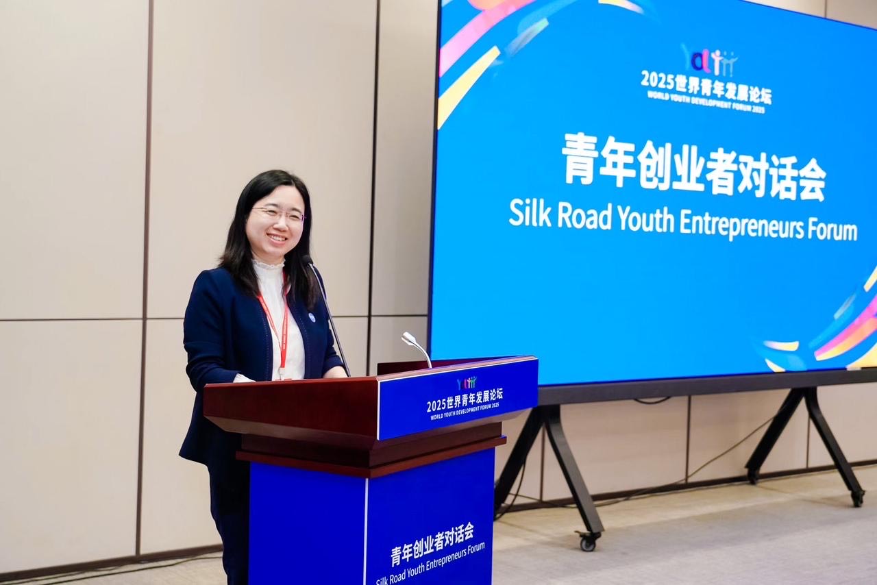 Azerbaijan joins global debates at Youth Development Forum (PHOTO)