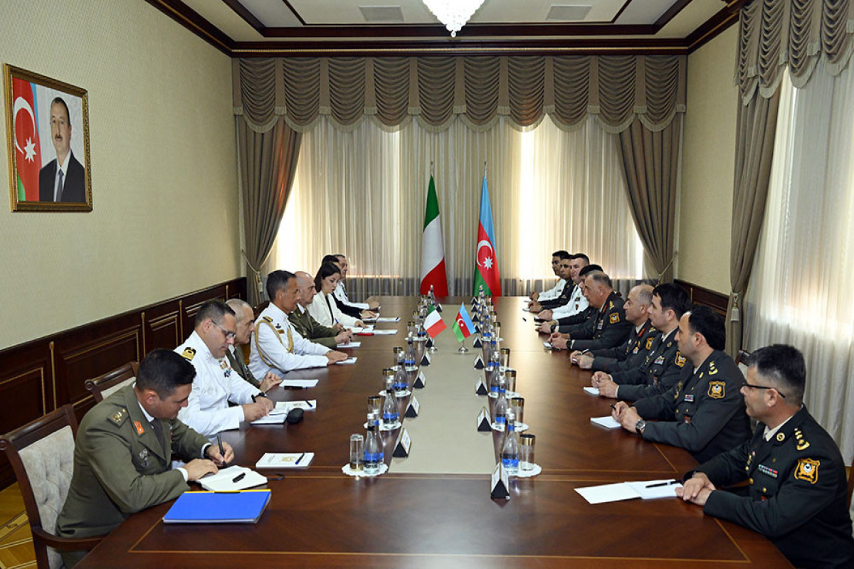 Azerbaijani and Italian chiefs of general staff hold crucial talks in Baku