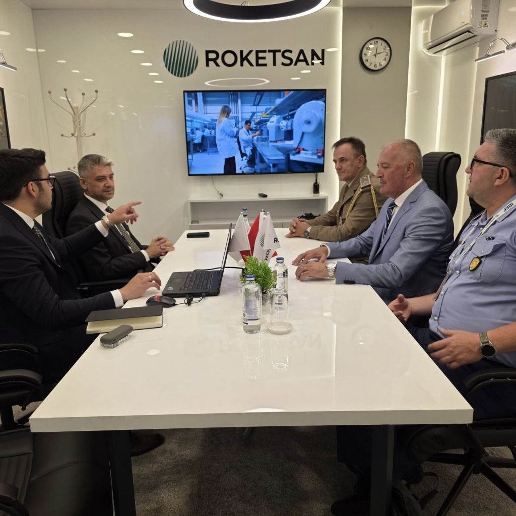 Bosnia strengthens defense capabilities with major deals at IDEF-2025 (PHOTO)
