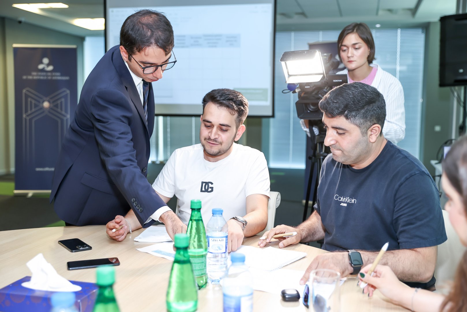 Azerbaijan's SOFAZ holds training for media representatives (PHOTO)