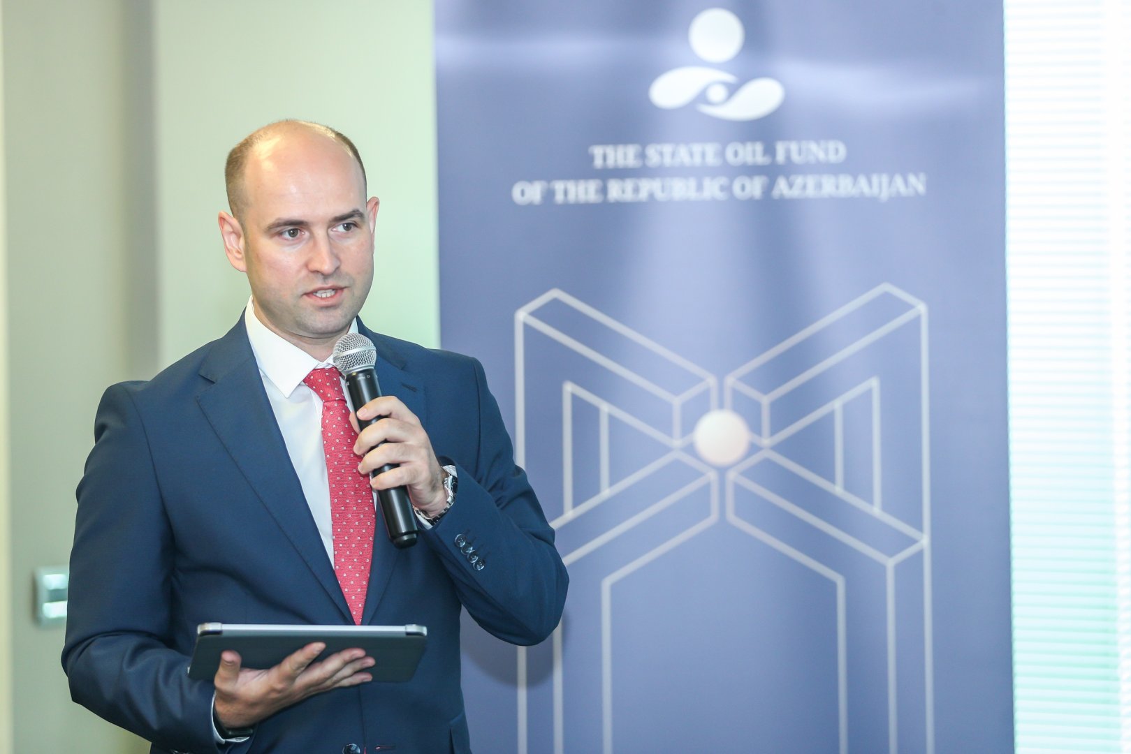 Azerbaijan's SOFAZ holds training for media representatives (PHOTO)