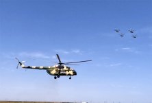 Azerbaijan’s military aviators sharpen skills with training flights (PHOTO)