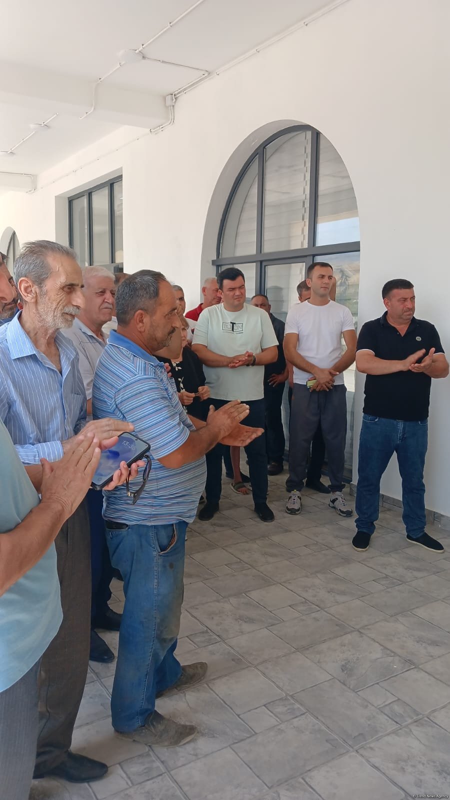 Former IDPs reach home to liberated Khidirli village of Azerbaijan's Aghdam (PHOTO)
