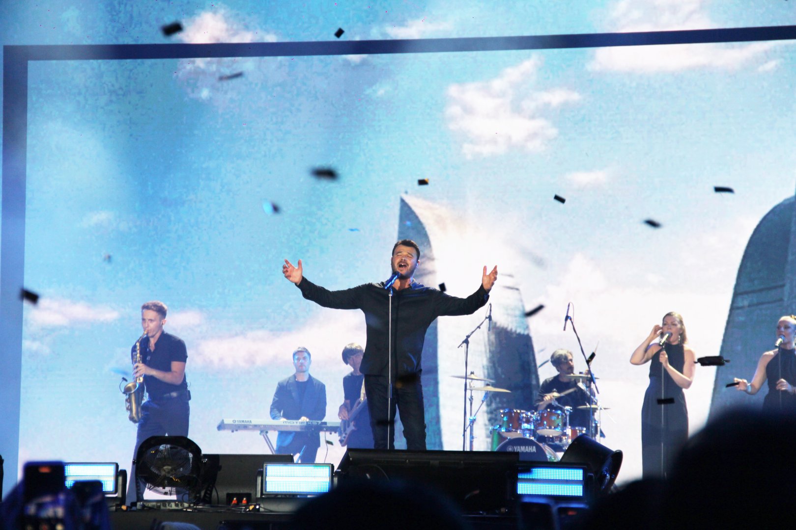 Dream Fest turns up heat in Azerbaijan's Baku with wild finale of beats and lights (PHOTO)