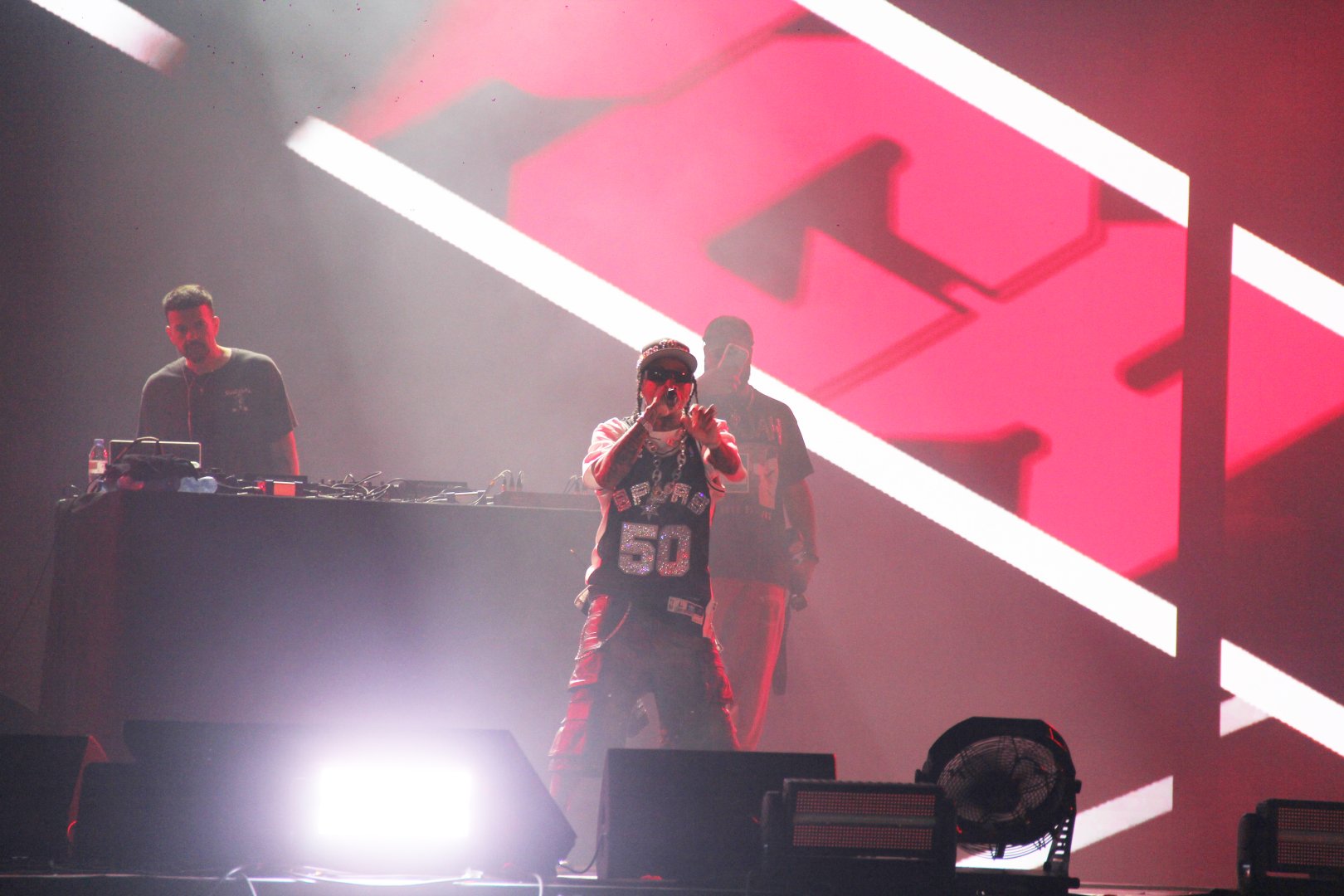 Dream Fest turns up heat in Azerbaijan's Baku with wild finale of beats and lights (PHOTO)