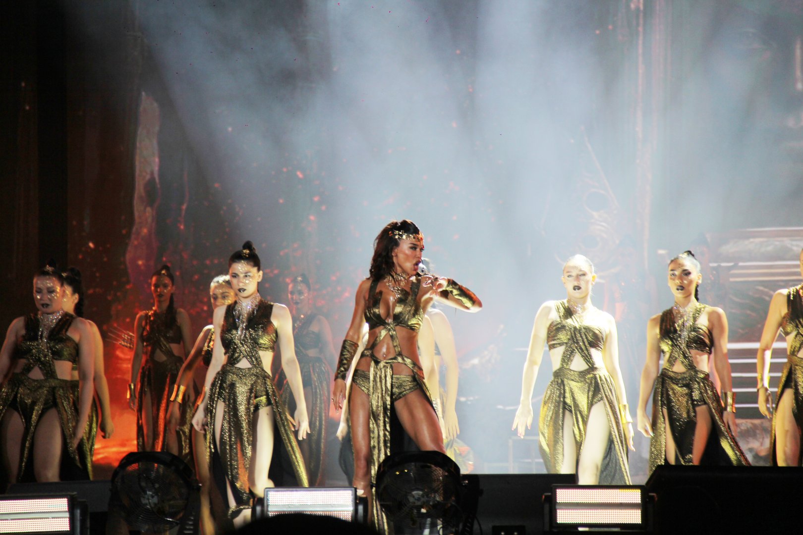 Dream Fest turns up heat in Azerbaijan's Baku with wild finale of beats and lights (PHOTO)