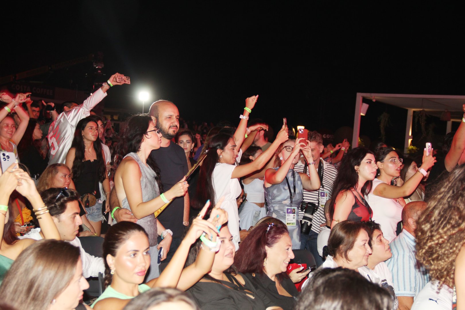 Dream Fest turns up heat in Azerbaijan's Baku with wild finale of beats and lights (PHOTO)