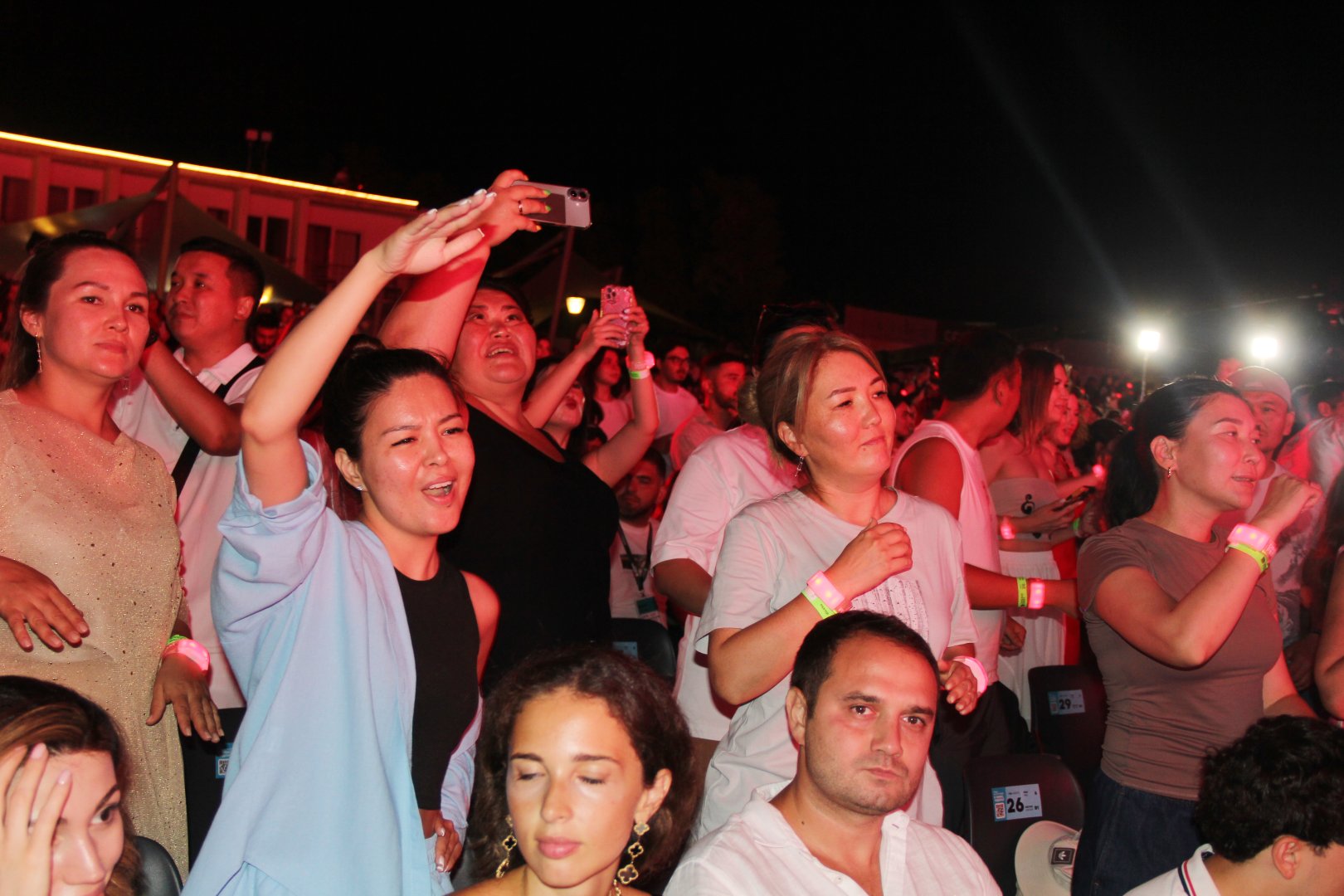 Dream Fest turns up heat in Azerbaijan's Baku with wild finale of beats and lights (PHOTO)