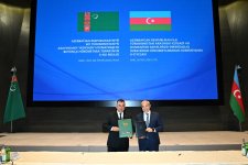 Azerbaijani-Turkmen joint intergovernmental commission views fresh outlooks (PHOTO)