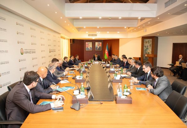 Azerbaijani banks convene to shape strategic roadmap ahead (PHOTO)