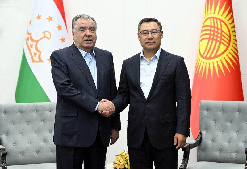 Presidents of Kyrgyzstan, Tajikistan discuss bilateral cooperation