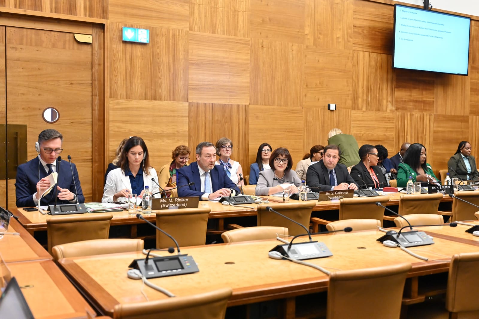Global parliament speakers debate on final document of 6th World Conference (PHOTO)