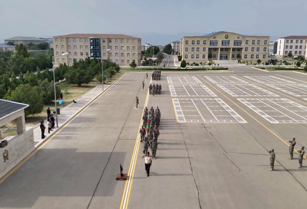 Azerbaijan's Combined Arms Army holds graduation ceremony (VIDEO)