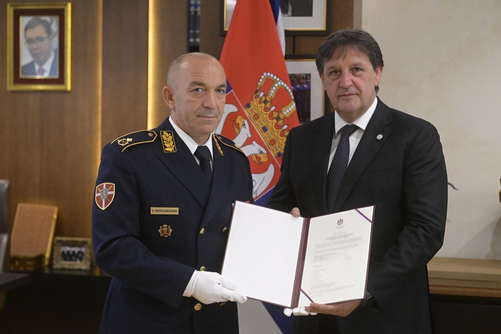 Serbian defense minister presents key land force appointments (PHOTO)