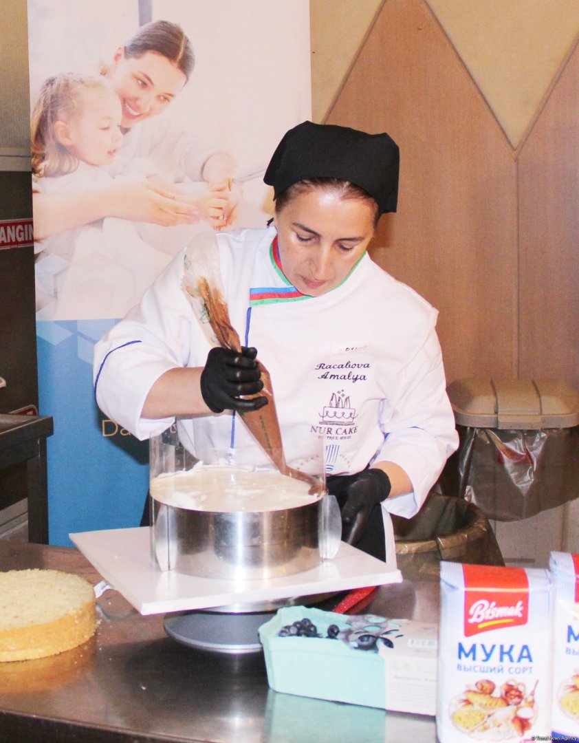 Azerbaijan's Baku hosts first Int'l Confectionery and Bakery Art Championship (PHOTO)