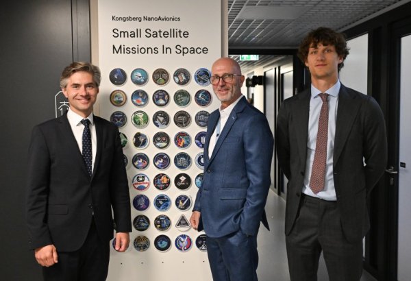 Lithuania's high-tech export future on display at minister's visit to NanoAvionics