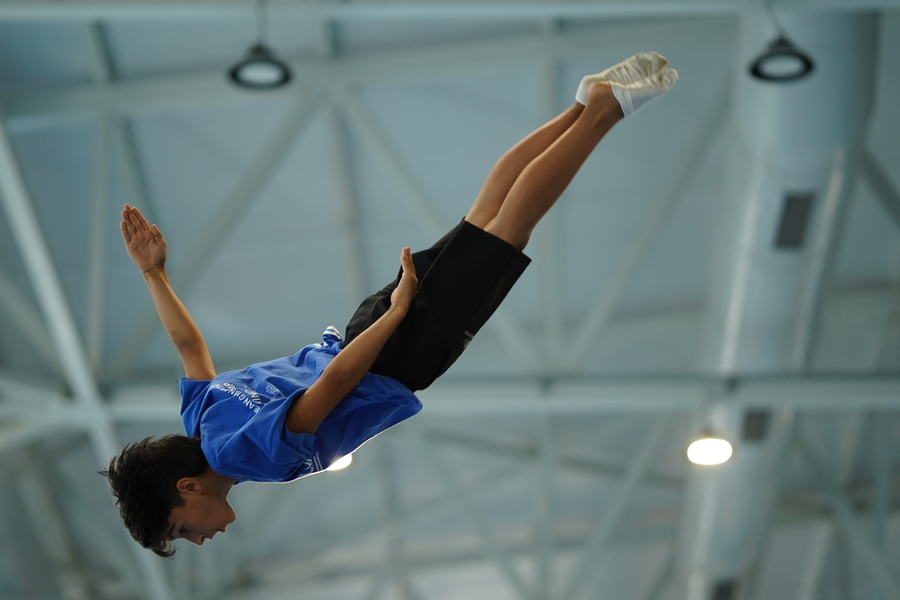 Azerbaijan's Baku hosts first int'l trampoline gymnastics training camp (PHOTO)