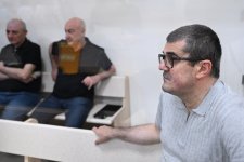 Armenian armed forces' house-destroying victims and mine victims testify in court (PHOTO)