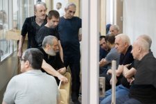 Armenian armed forces' house-destroying victims and mine victims testify in court (PHOTO)