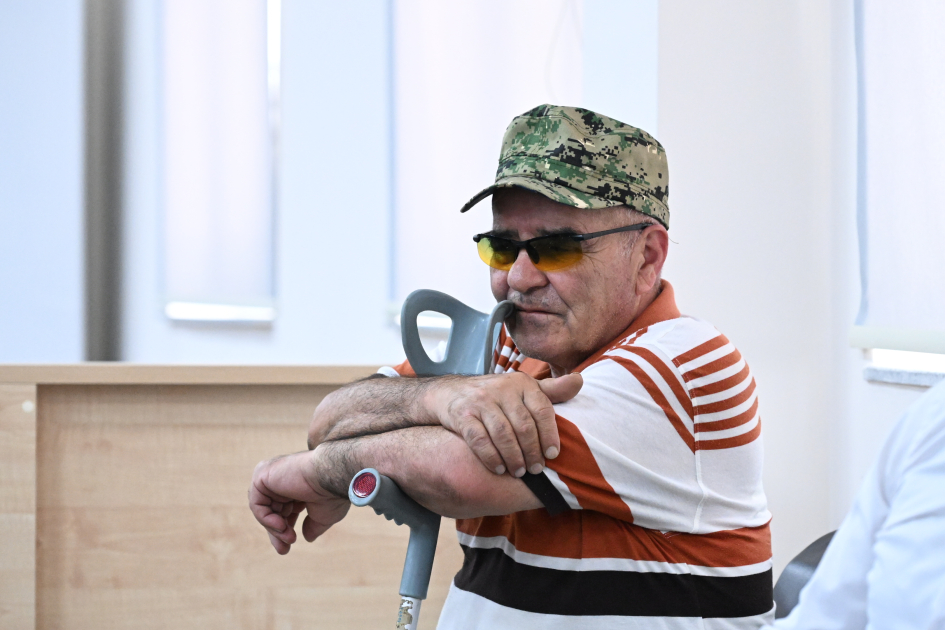 Armenian armed forces' house-destroying victims and mine victims testify in court (PHOTO)