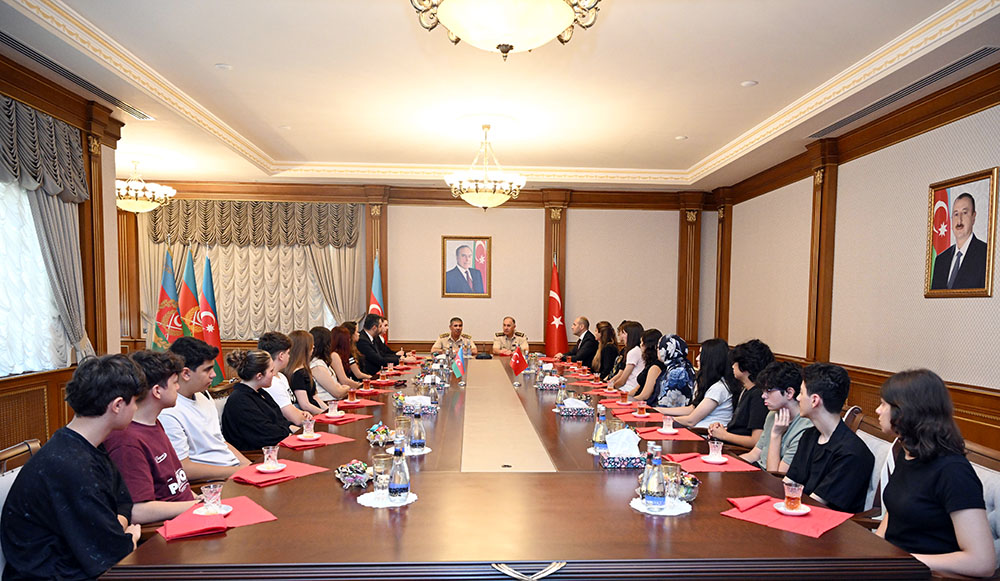 Azerbaijan Defense Minister meets with families of Turkish martyrs (PHOTO)