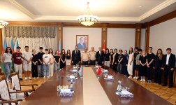 Azerbaijan Defense Minister meets with families of Turkish martyrs (PHOTO)