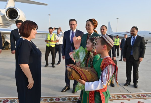 Speaker of Azerbaijani Parliament pays working visit to Turkmenistan (PHOTO)