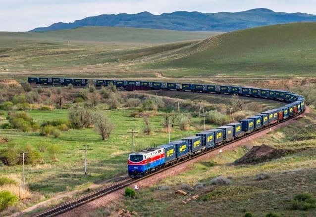 Azerbaijan sheds light on transit freight traffic in 1H2025