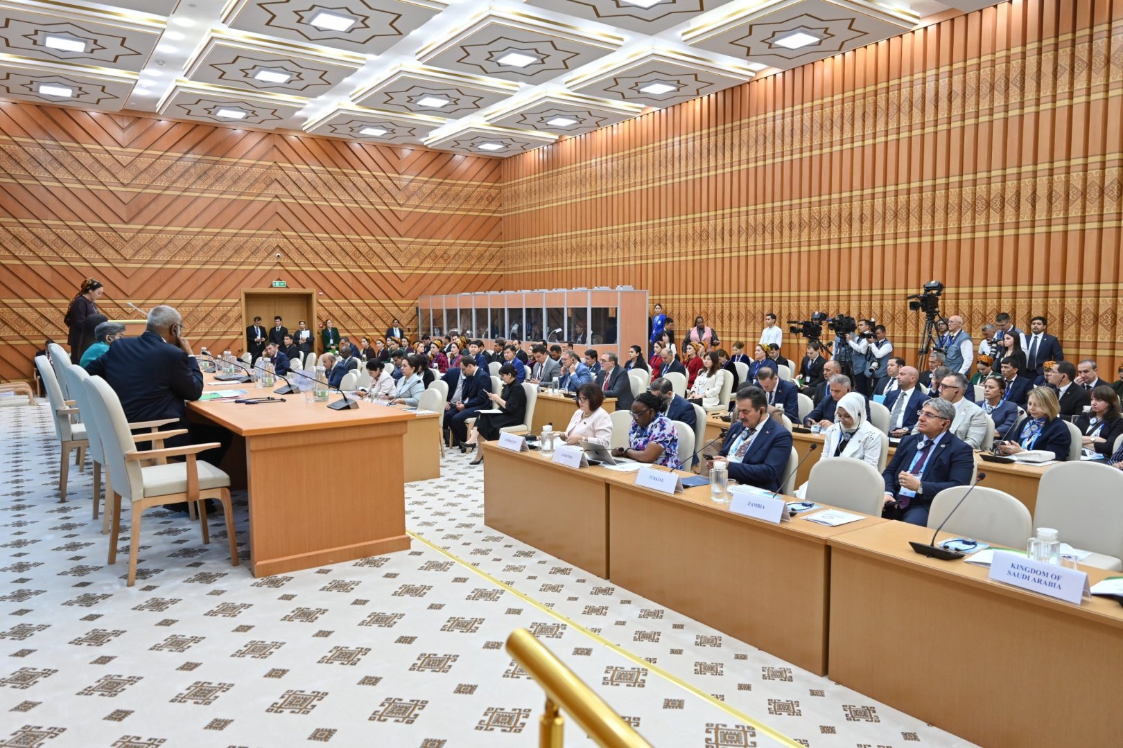 Azerbaijani parliament speaker joins UN Inter-Parliamentary Forum in Turkmenistan (PHOTO)