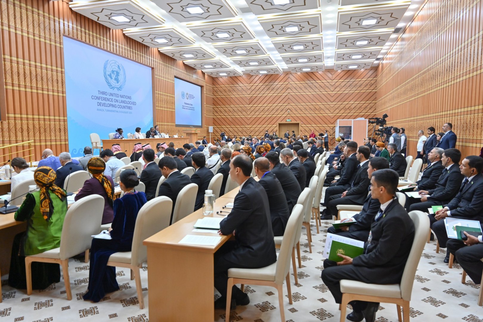 Azerbaijani parliament speaker joins UN Inter-Parliamentary Forum in Turkmenistan (PHOTO)