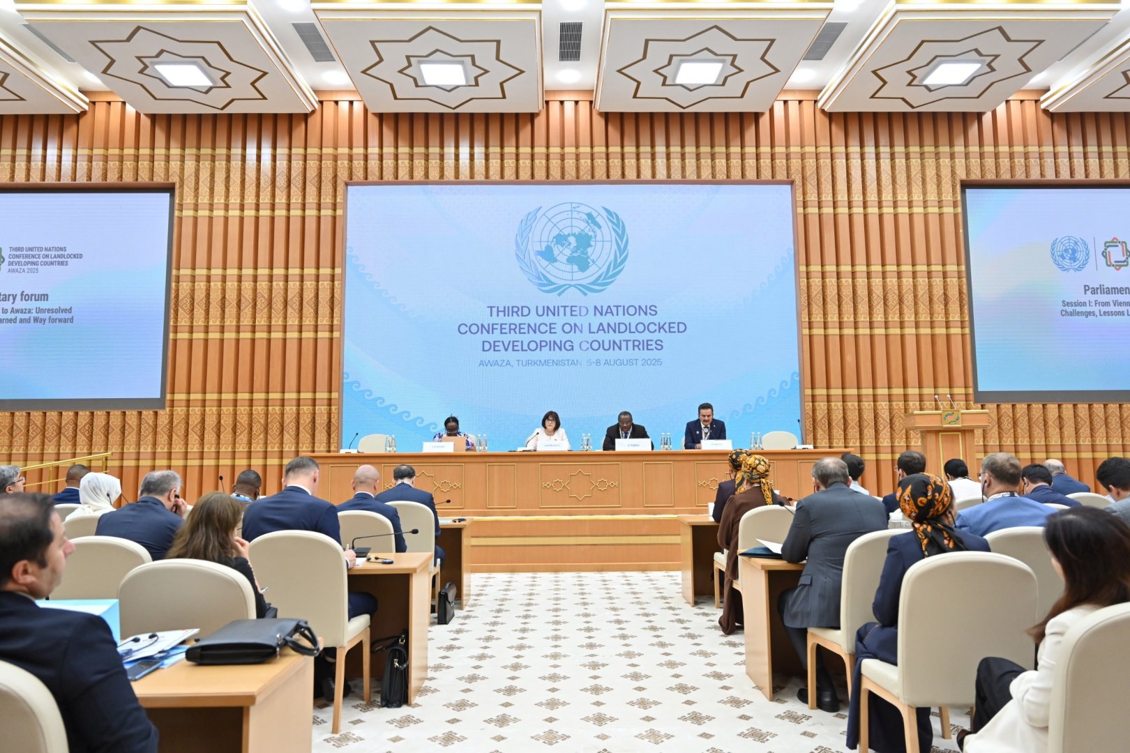 Azerbaijani parliament speaker joins UN Inter-Parliamentary Forum in Turkmenistan (PHOTO)
