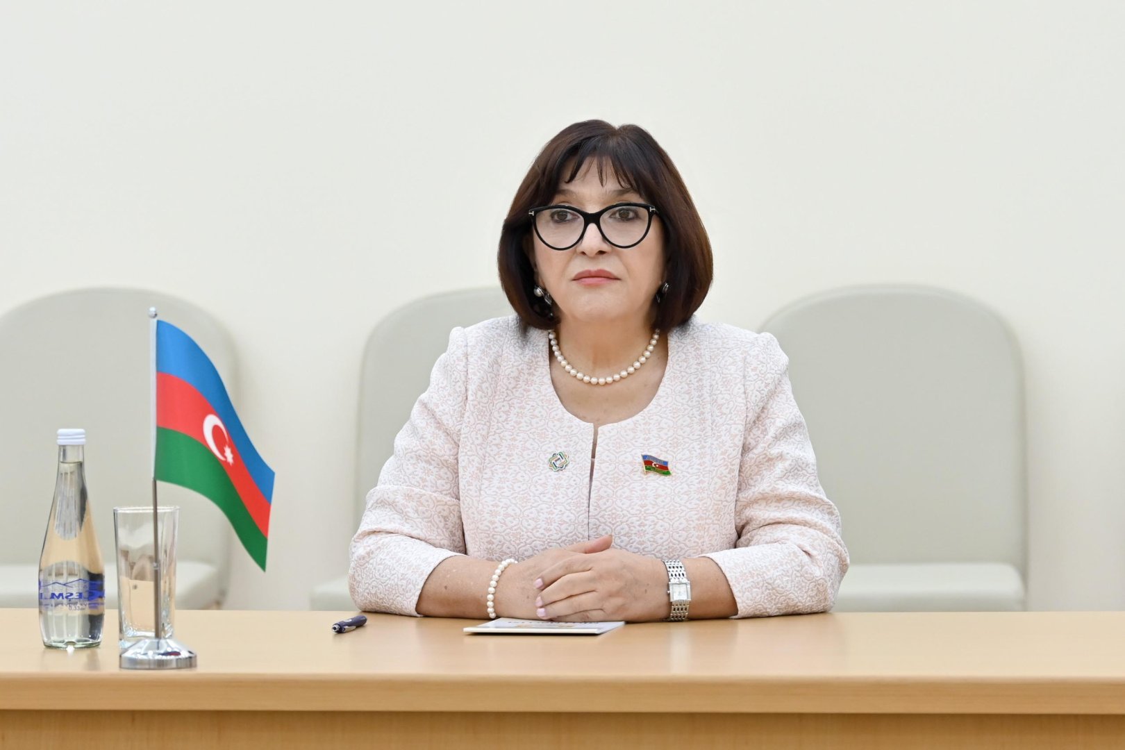 Azerbaijani Parliament head meets with Chairperson of Uzbekistan's Senate in Turkmenistan (PHOTO)