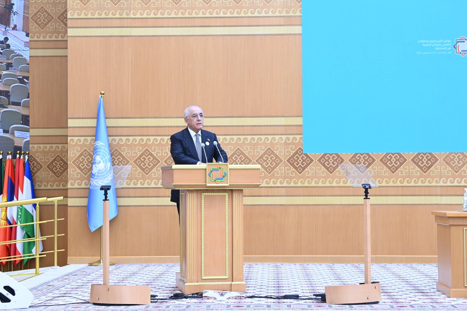 Azerbaijan, Turkmenistan discuss prospects for bilateral cooperation (PHOTO)