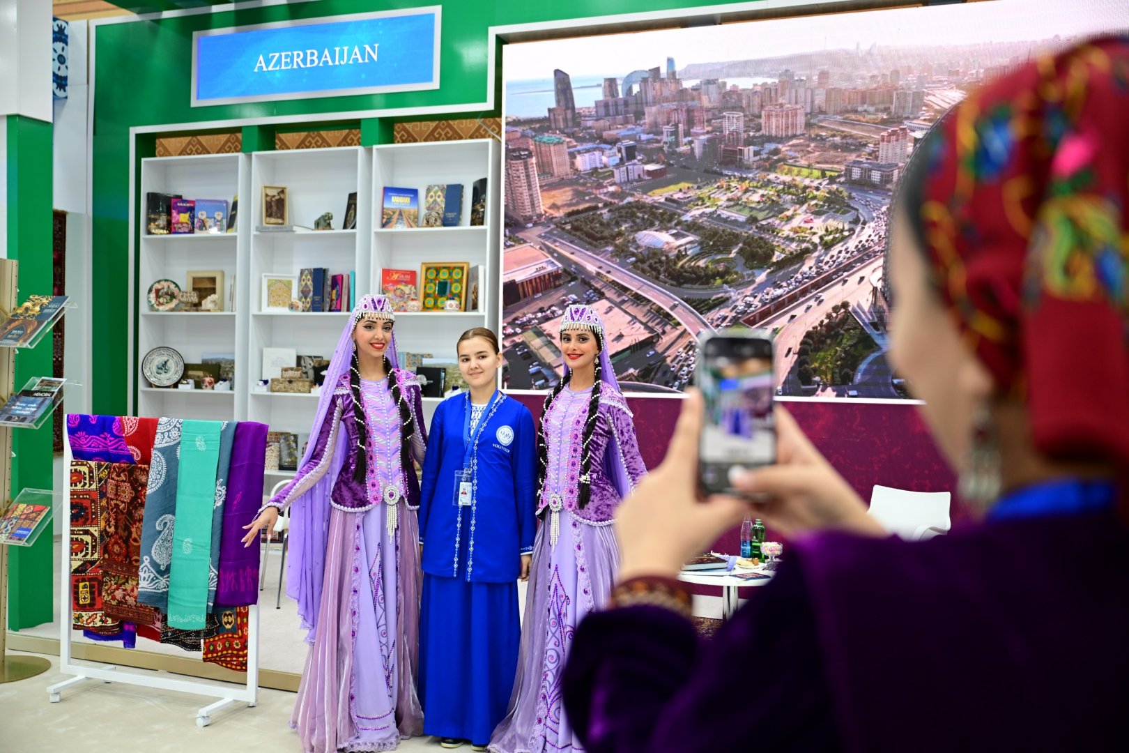 Turkmenistan celebrating Azerbaijan National Days (PHOTO)