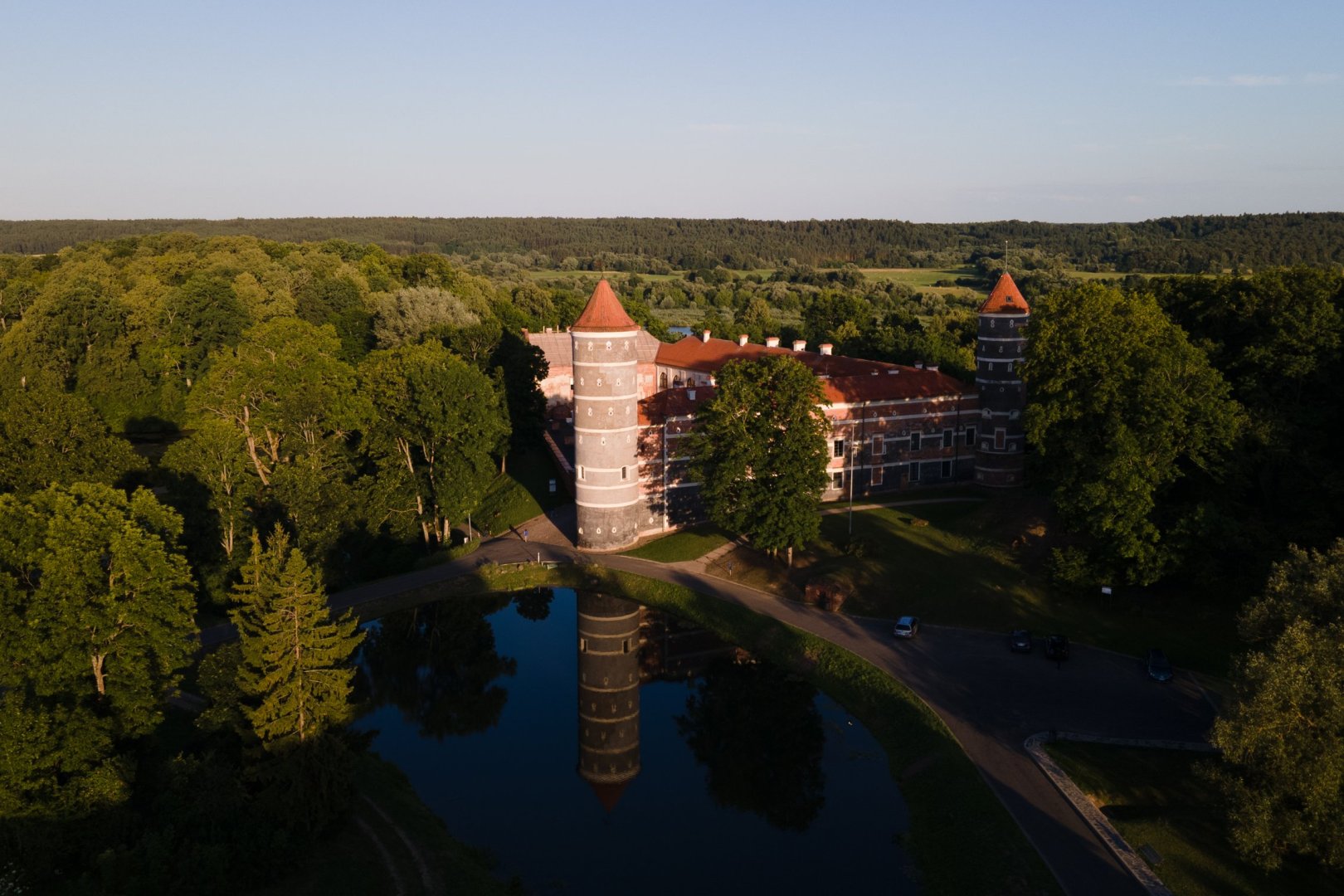 Lithuania launches heritage loan scheme to restore five historic sites