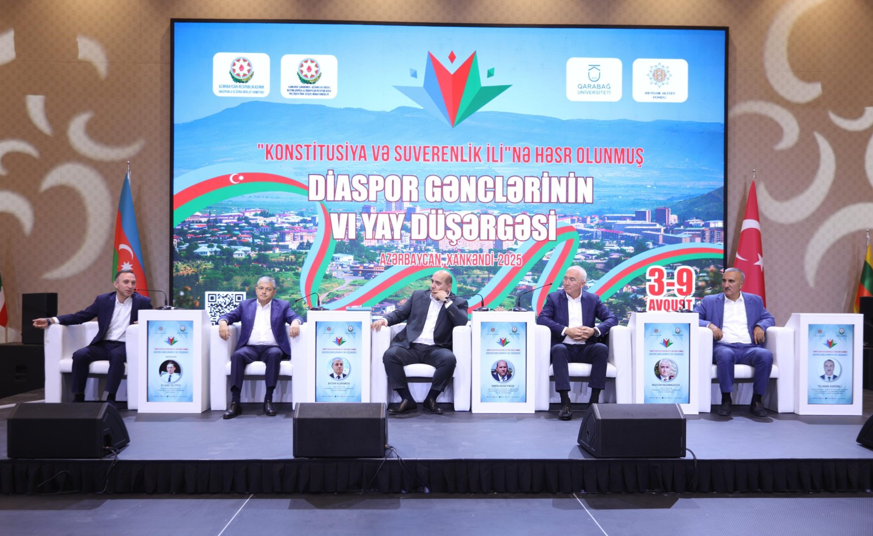 Azerbaijan's 6th Diaspora Youth Summer Camp debates reconstruction in liberated territories (PHOTO)