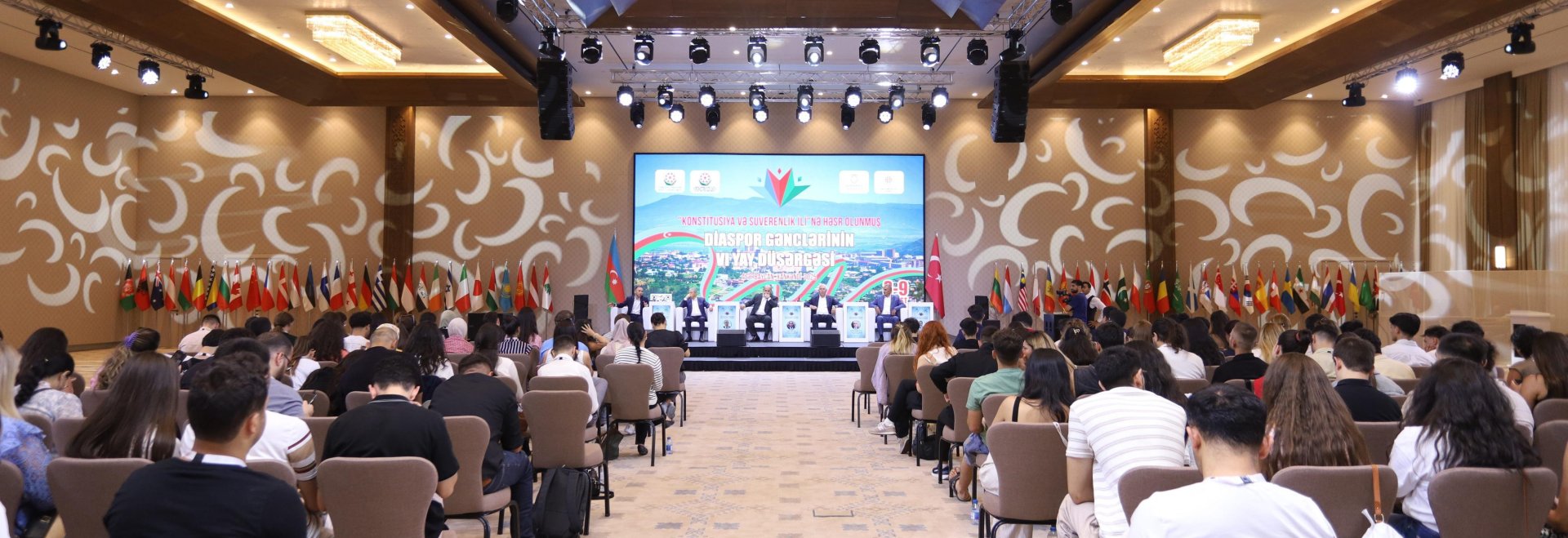 Azerbaijan's 6th Diaspora Youth Summer Camp debates reconstruction in liberated territories (PHOTO)