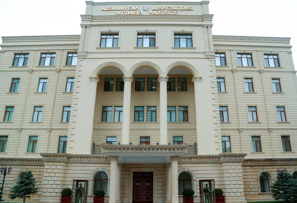 Azerbaijan awards several servicemen of Defense Ministry with top military rank of "major general"