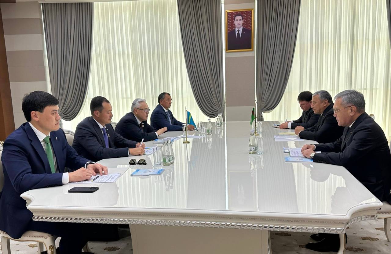 Kazakhstan and Turkmenistan strengthen ties with focus on gas projects