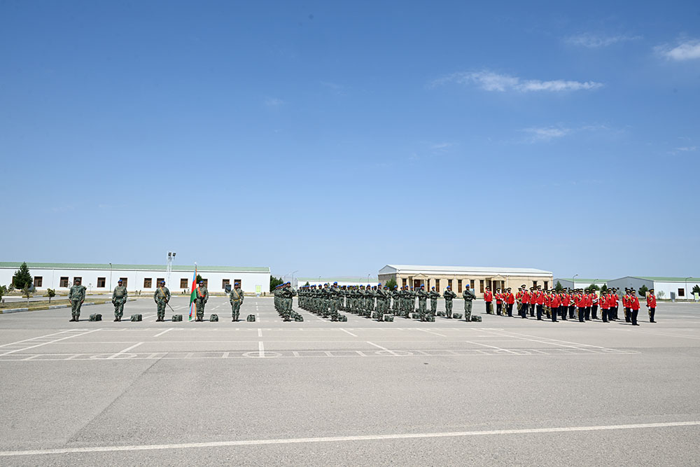 Azerbaijani Forces embark on mission to take part in Pakistan military parade