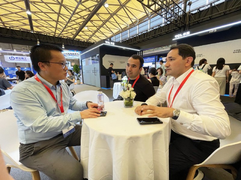 Uzbekistan, China strengthen ties in display panel manufacturing sector