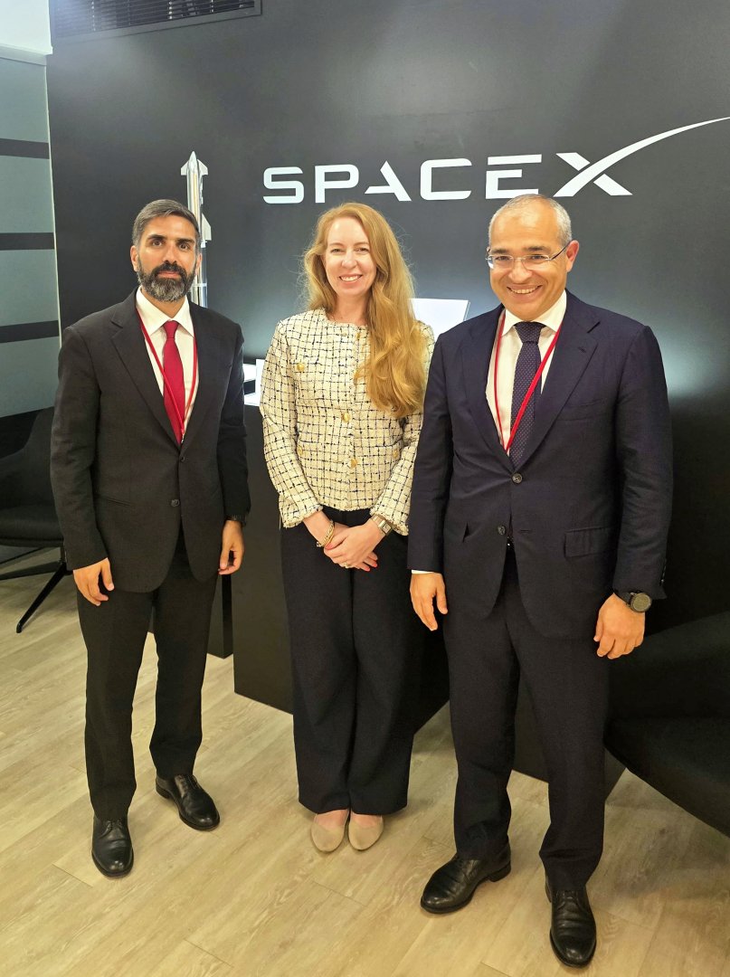Azerbaijan and SpaceX kicking tires on potential collaboration opportunities