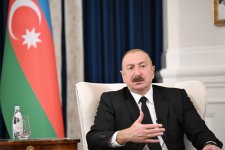 President Ilham Aliyev gives interview to Azerbaijani media representatives in Washington (PHOTO/VIDEO)